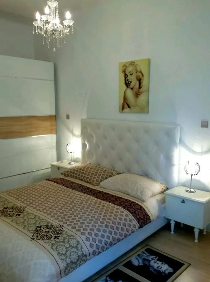 Apartment Ory Near The City Center With Free Parking Pula