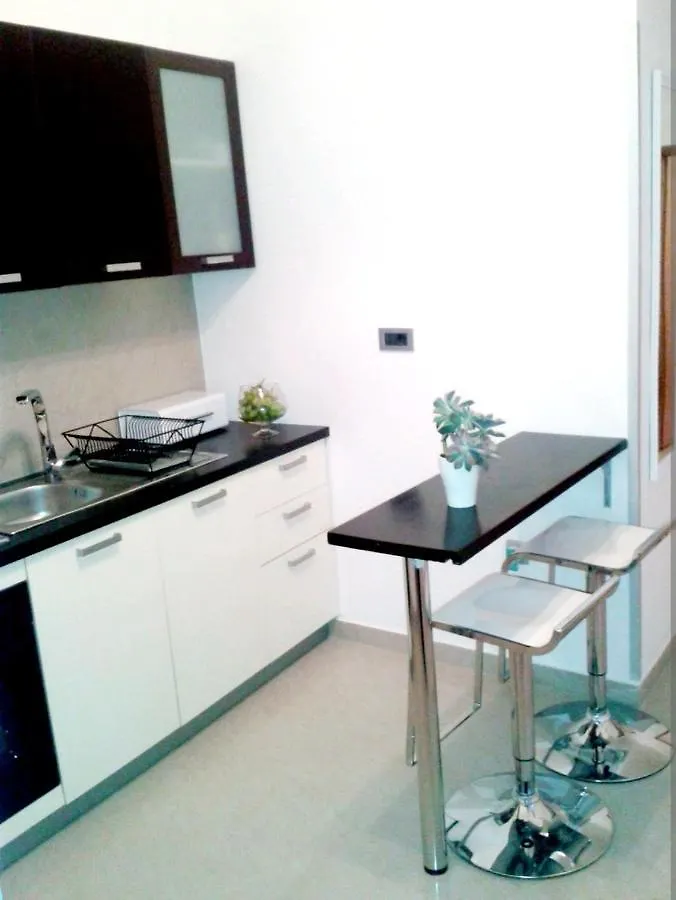 Apartment Ory Near The City Center With Free Parking Pula